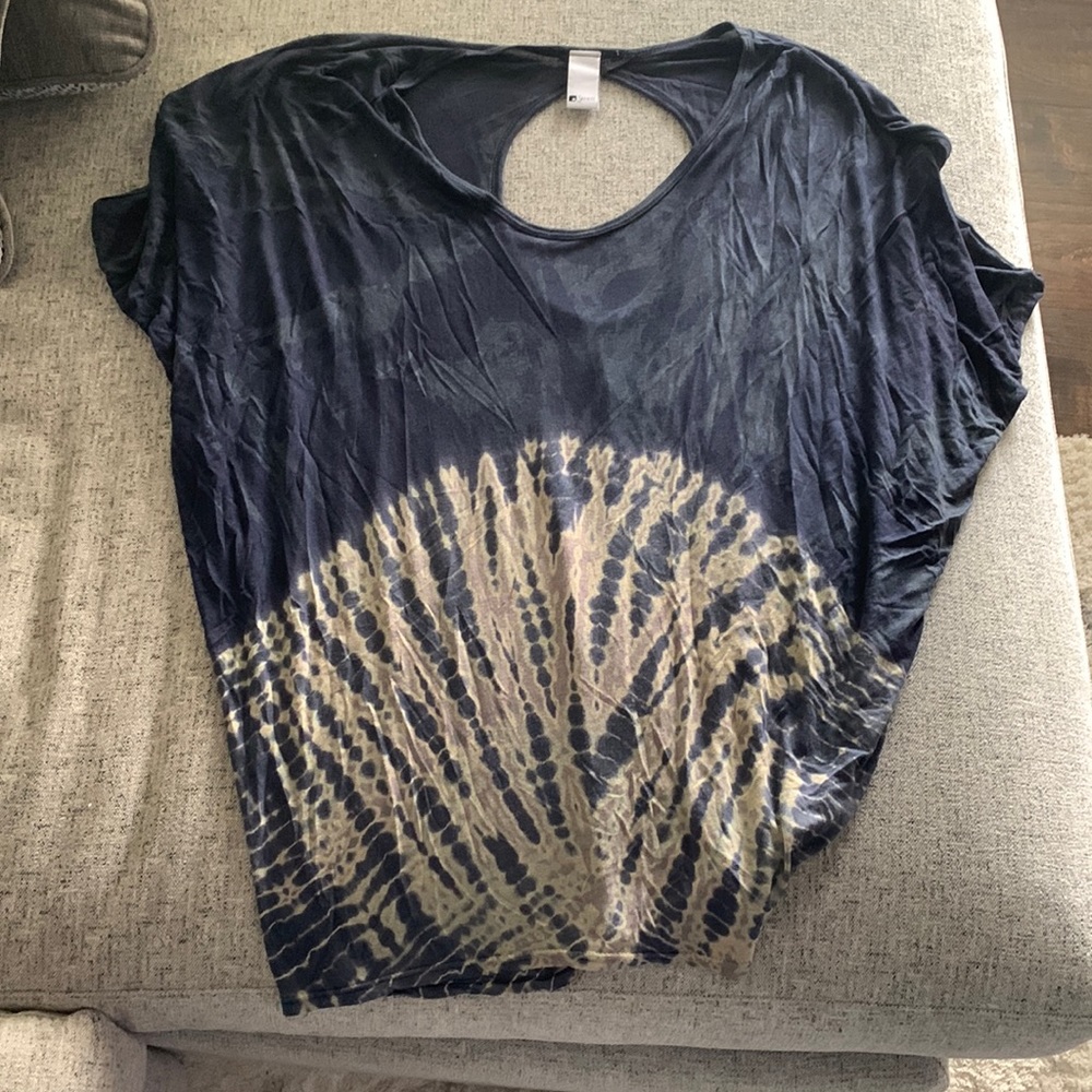 Swell open back t-shirt